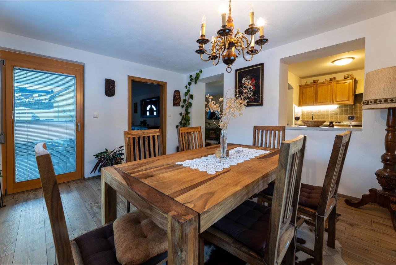 Apartma Lana Mojstrana Kültér fotó